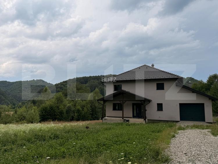 Casa 4 camere, 250 mp, zona Rasnov - 2