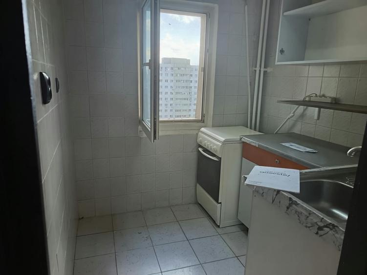 2 camere/ Sos Pantelimon/necesita renovare
