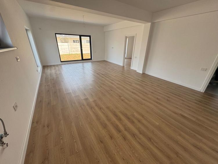 Case Napoletane Tunari , curte 400m, 0% COMISION