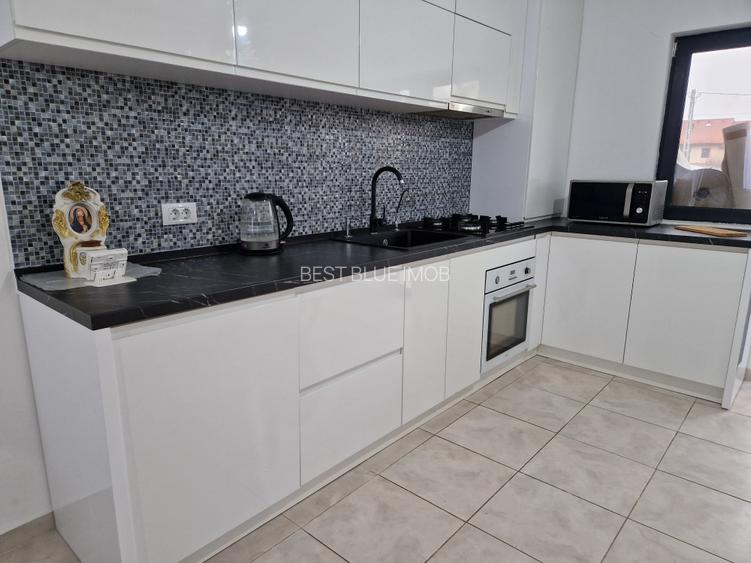 Vila  langa padure, 173 mp total,  735 mp teren,  mobilata/utilata, Miroslava - 11