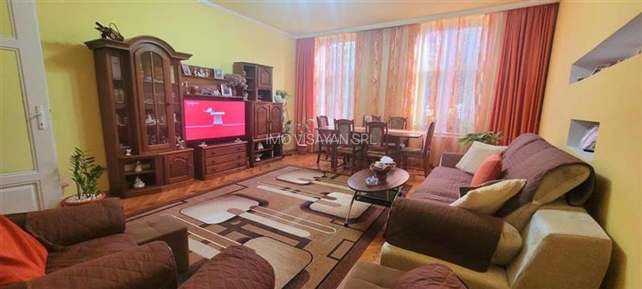 apartament ultracentral,garaj, pivnita, Sibiu,comision 0 - 9