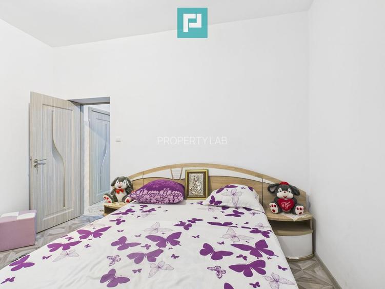 Două case, curte mare, lângă Castelul Corvinilor - 8