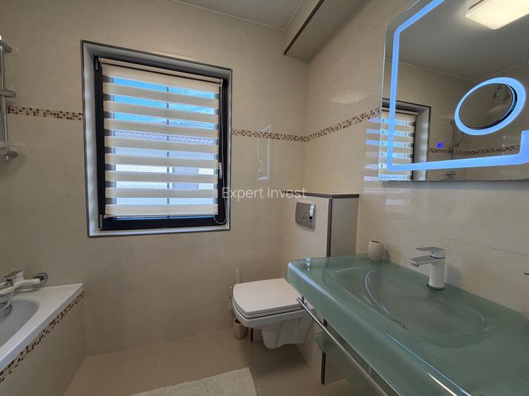 Casa tip duplex - 4 camere - 3 bai - 569 mp teren - Sura Mica - 12