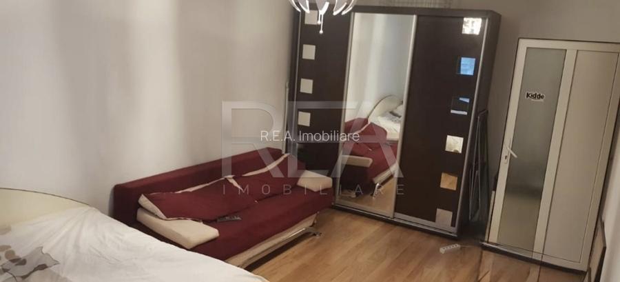 2 camere, decomandat, et 1/8, centrala-Gorjului, Str Moinesti - 4