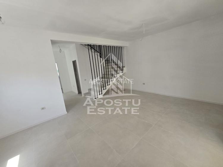 Duplex modern 4 camere la asfalt cu toate utilitatile - Mosnita Noua - 9
