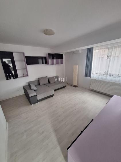 PROPRIETAR INCHIRIEZ APARTAMENT 2 CAMERE VALEA OLTULUI CU LOC DE PARCARE - 12