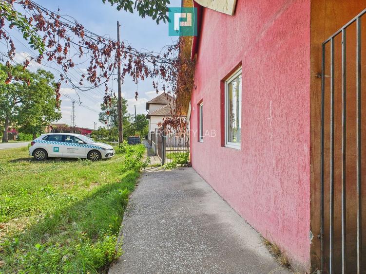 Casă/spațiu comercial pe DN79 în Zimandu Nou - 9