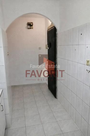 1 camera | etaj 1 | centrala proprie | zona excelenta | - 4