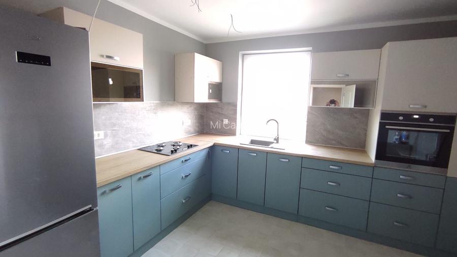 Apartament cu 3 camere  in zona centrala a Brasovului - 2