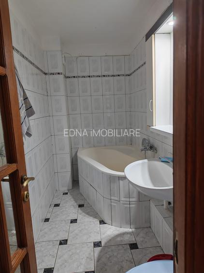 13 Septembrie 2 camere foarte spatioase in bloc linistit - 8
