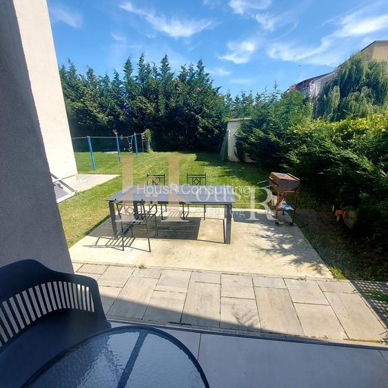 Apartament in vila, dispunere pe 3 niveluri. Gradina proprie. Terasa de 31 mp. - 11