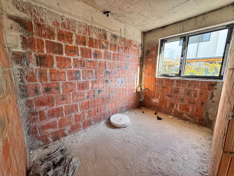 Casa P+2Et. 8 cam. Util 180mp. Teren 250mp. Pozitie stradala - 5