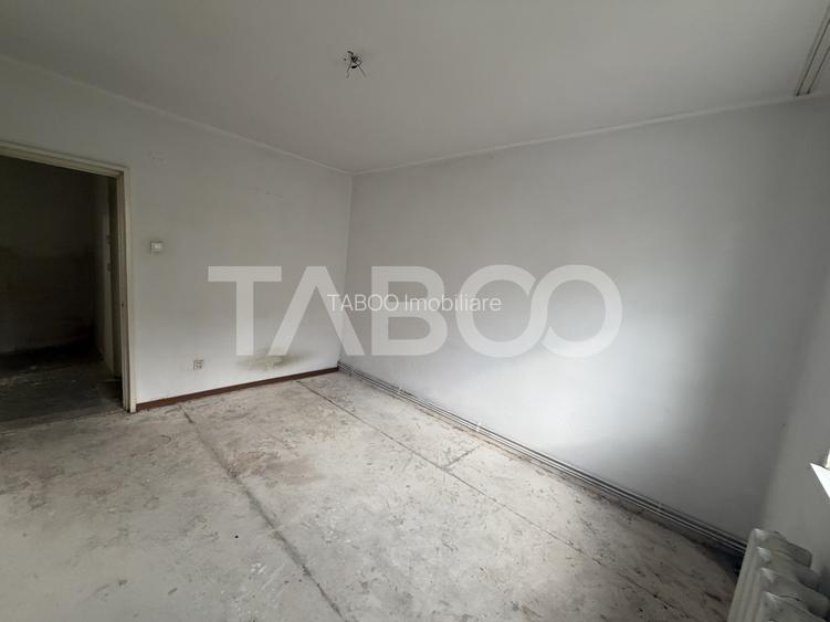 Apartament decomandat 2 camere 2 balcoane etaj 2 zona Doamna Stanca - 4