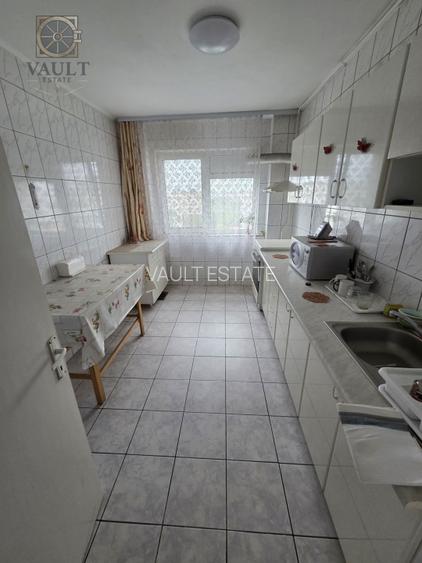 Apartament 3 camere - DECOMANDAT - mobilat/utilat 2 balcoane - Pantelimon  - 4