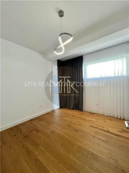 EXCLUSIV | SCOALA AMERICANA - Complex cu PISCINA | Pipera - Vila Duplex / 327 MP - 30