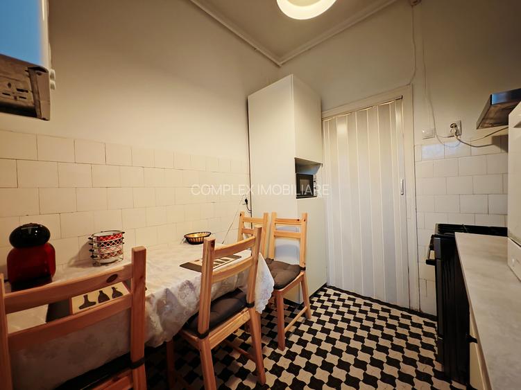 Piata Constitutiei | Poiana Florilor |  Etaj 2 din 4 la cheie | centrala proprie - 23