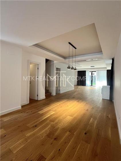 EXCLUSIV | SCOALA AMERICANA - Complex cu PISCINA | Pipera - Vila Duplex / 327 MP - 9