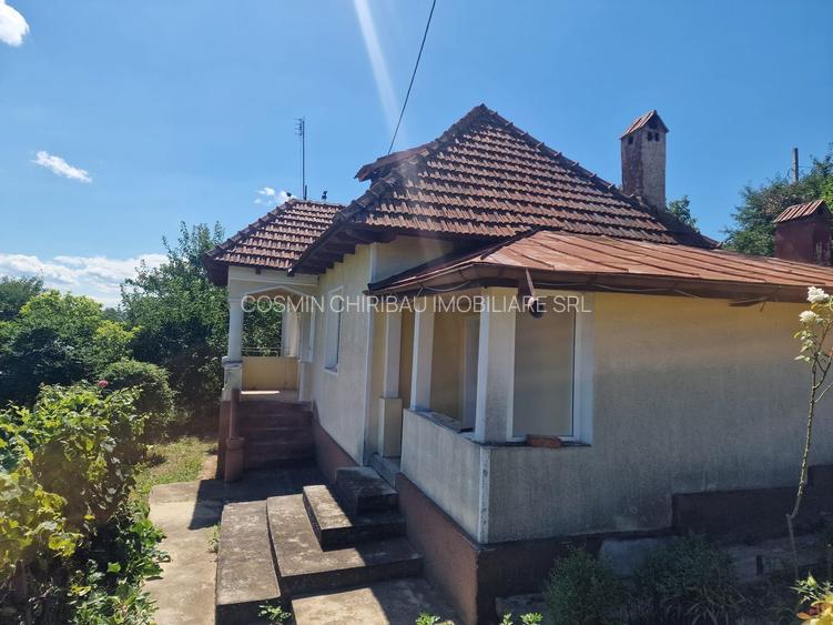 Casa in mediu rural cu teren - 4