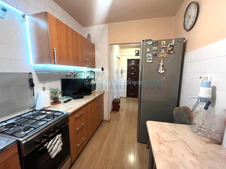 Apartament de vanzare in Oradea cu 2 camere, zona Dacia - 2