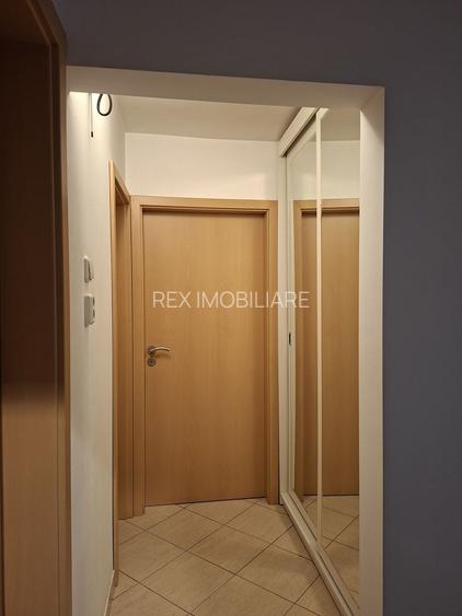 Apartament cu 3 camere,  decomandat,  5 minute de Iulius Mall,  garaj - 3