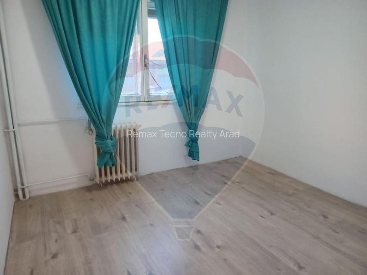 Apartament 2 camere etj 1 /10 nemobilat în zona Aurel Vlaicu - 9