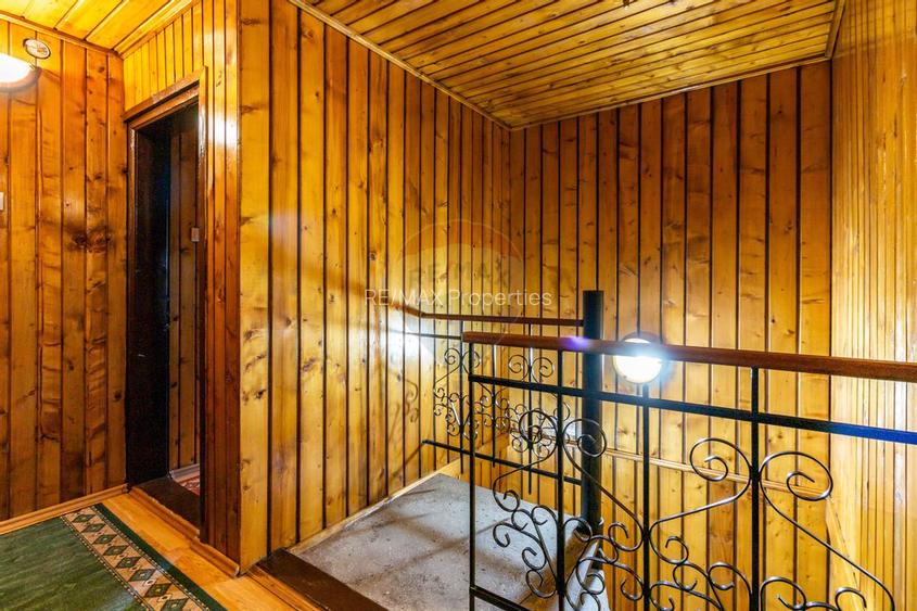 Vilă/Pensiune de vânzare în Sinaia – 450 mp, lângă Castelul Peleș - 15