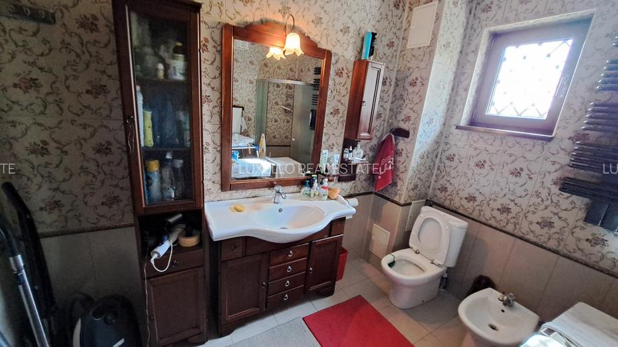 VILA INDIVIDUALA SUPERBA - CU TEREN GENEROS - AMPLASAMENT IDEAL - 59