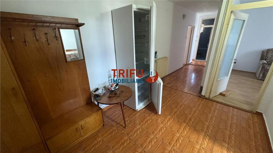 Apartament cu 4 camere și loc de parcare – Ampoi 3, Alba Iulia