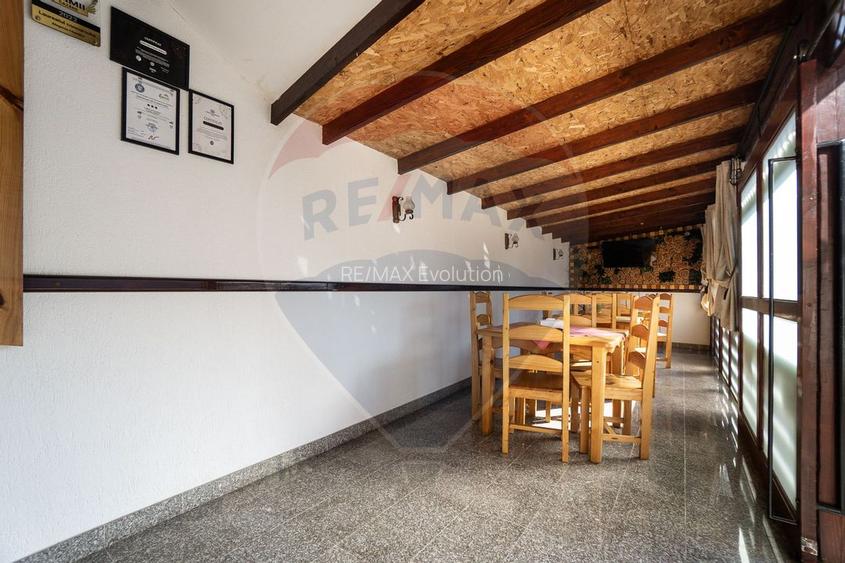 Oportunitate rară: Casă de vacanță sau Pensiune în Poiana Mărului - 9