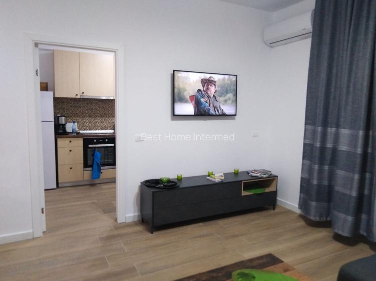 Mamaia Sat, Garsoniera 42 mp, mobilata si utilata, loc de parcare, 65.000 Euro - 2