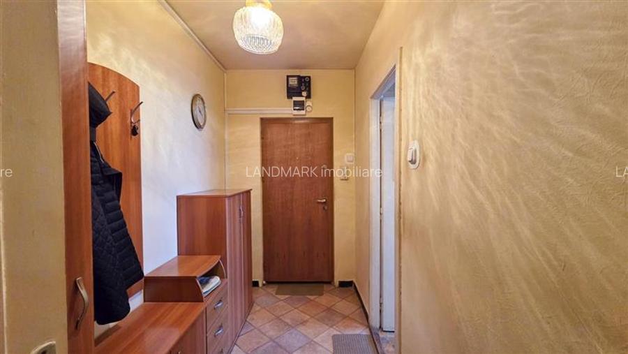 COMISION 0% APARTAMENT 3 CAMERE CU LIFT C. MARTIRILOR BLOC ANVELOPAT - 3