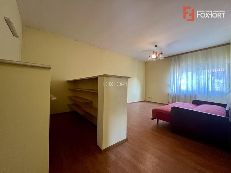 Casa individuala cu 7 camere si teren de 358 mp de vanzare, zona Girocului - 11