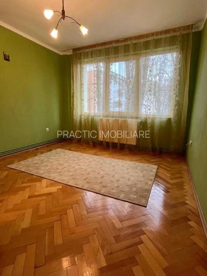 Apartament cu 3 camere in Centru - 3