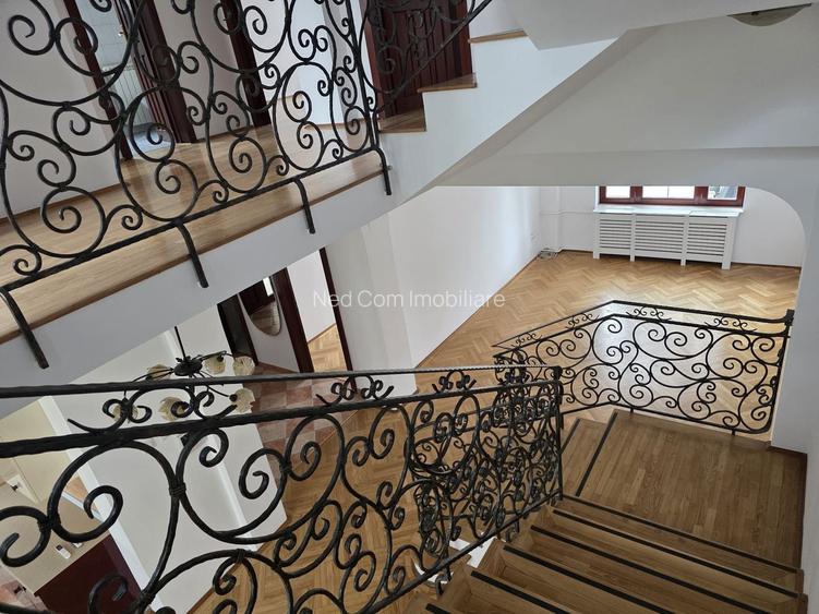 Vila de inchiriat - 11