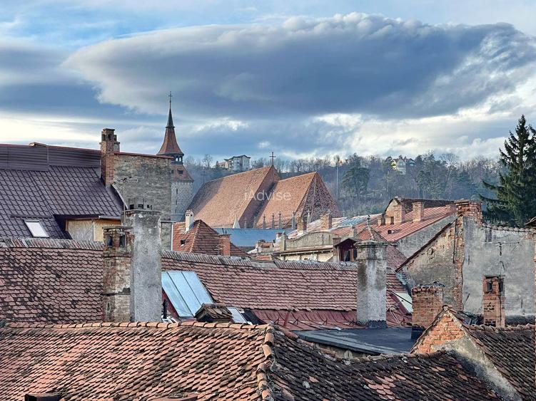 Apartament cu 3 dormitoare și curte, la 3 minute de Piața Sfatului - 14