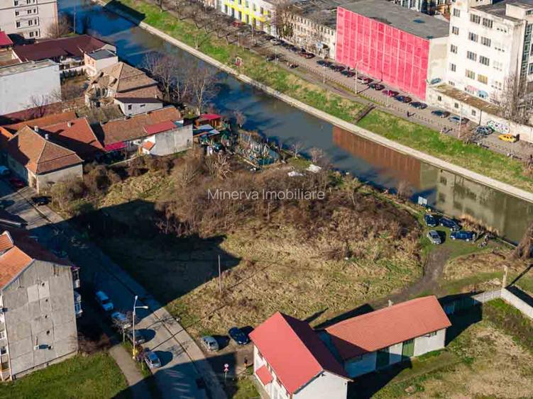 Teren locuinte colective cu 2 fronturi, pe Malul Begai, str Timocului, Timisoara - 11