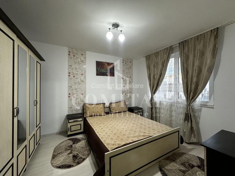 Apartament la etaj intermediar | 2 camere | Zona Str Porii - 9