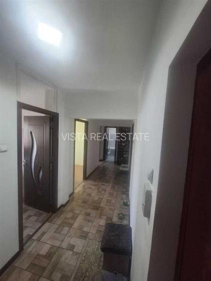 Apartamnet 3 camere decomandat | Intrare Racadau | Zona excelenta | 2 bai | Bloc - 3