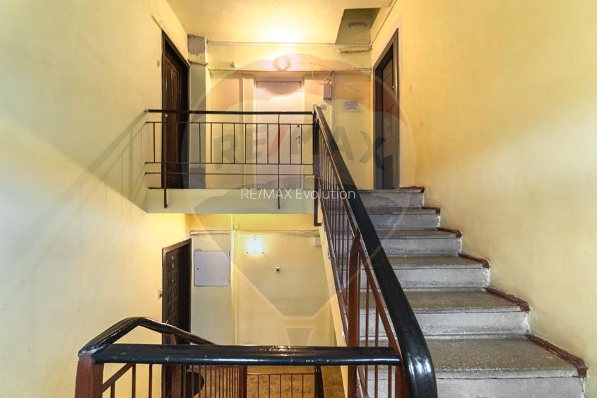 DE INCHIRIAT ap 3 camere- zona Cerna/ Tractorul! - 26