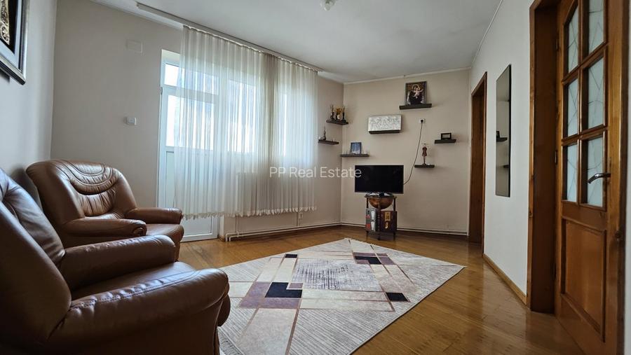 Zona Cet  - Casa BCA 2005 -D+P+Etaj ( teren 362 mp ) - 3