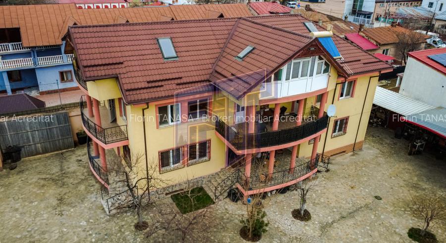 Casa 10 camere Andronache, S+P+1+M, potrivită pentru Clinică, Scoală, Azil - 16