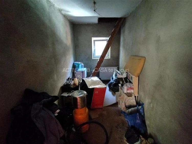 Oravita, Casa Rezidentiala, 7 Incaperi, 1151mp Teren, ZERO Comision Cumparator - 34