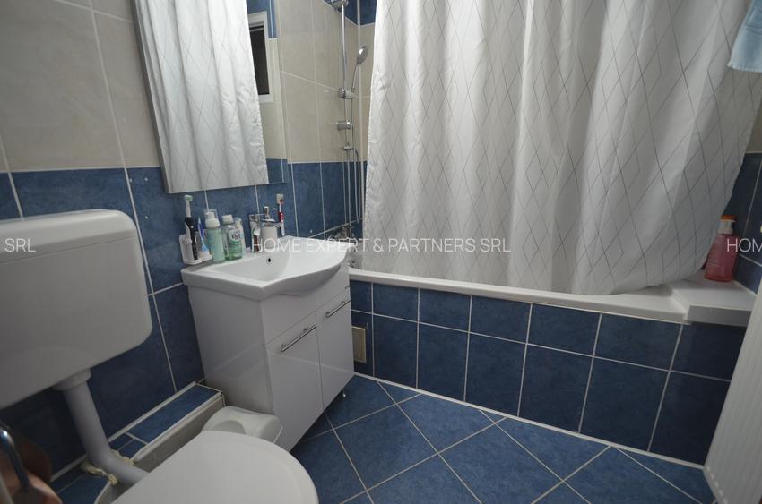 Apartament 3 camere - Aparatorii Patriei - 6 minute metrou - centrala proprie - 22