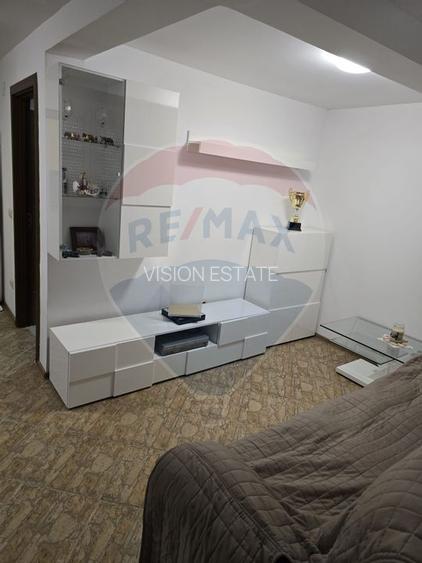 Casă / Vilă mobilata si utilata - 2