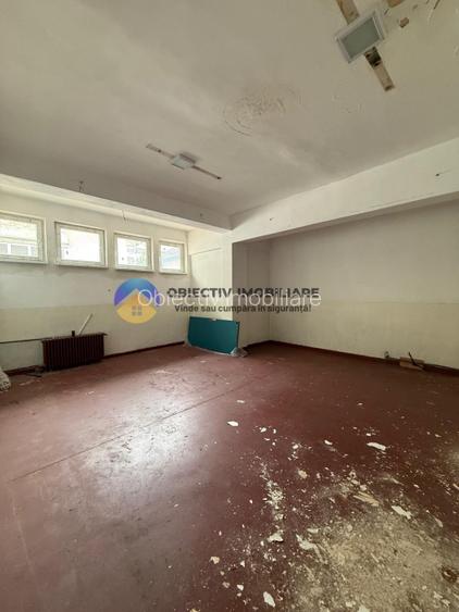 Spațiu comercial de vânzare – 300 mp, zona Mărăței - 15