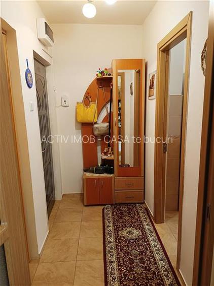 Apartament 2 camere in zona centrala Moldova Noua - 5