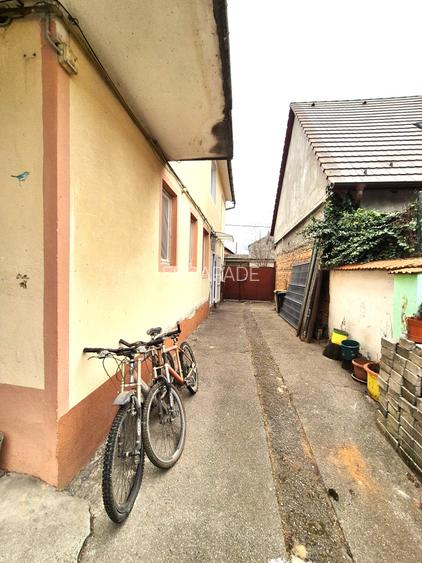 OPORTUNITATE! Casă ultracentrală Sânpetru + teren 1167 mp | Lângă biserică - 6