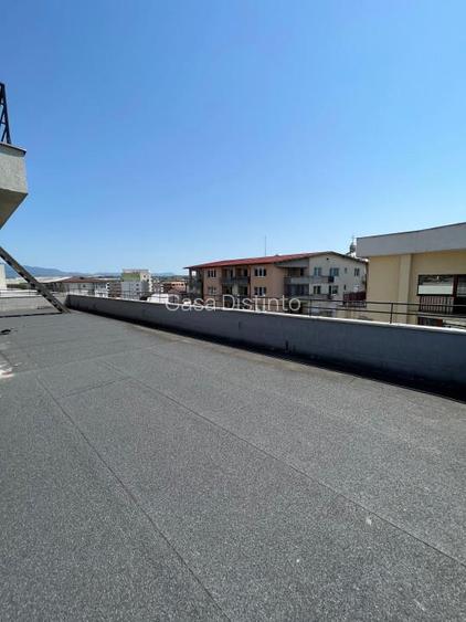 Penthouse de lux cu 6 camere, 3 locuri de parcare, zona Europa - 11