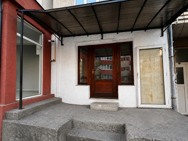 Spatiu Comercial 22 mp. CETATE Piata contorizari separate