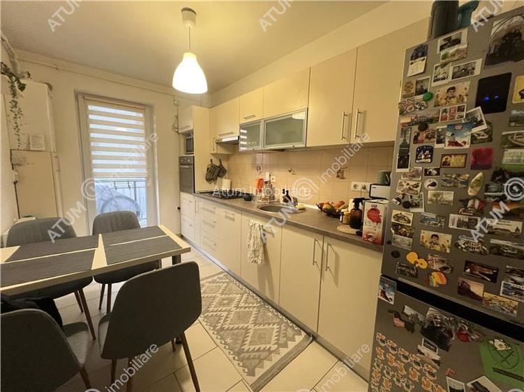 Apartament cu 3 camere 2 bai 2 balcoane etaj 2 zona Turnisor din Sibiu - 8